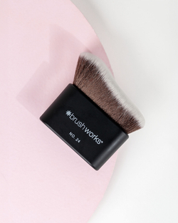 Brushworks Blending Face & Body Brush - Кисть кабуки для лица и тела тип NO. 24, 1 szt.