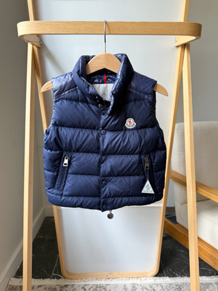 Пуховой жилет Moncler, 92