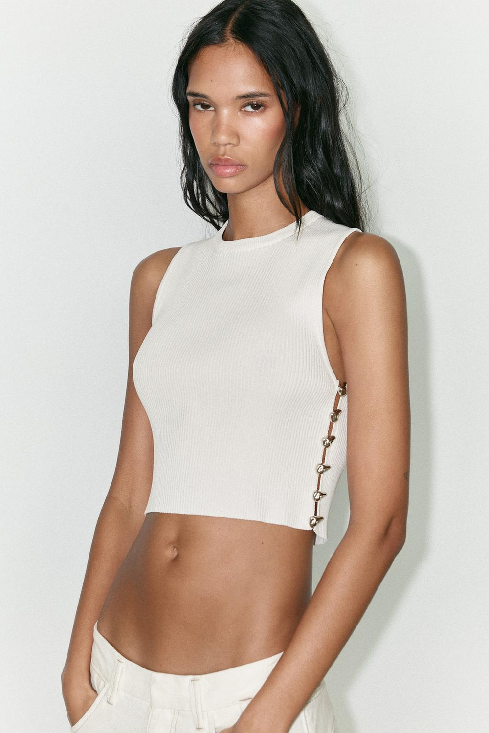 ZARA ТРИКОТАЖНЫЙ ТОП В РУБЧИК, БЕЛЫЙ