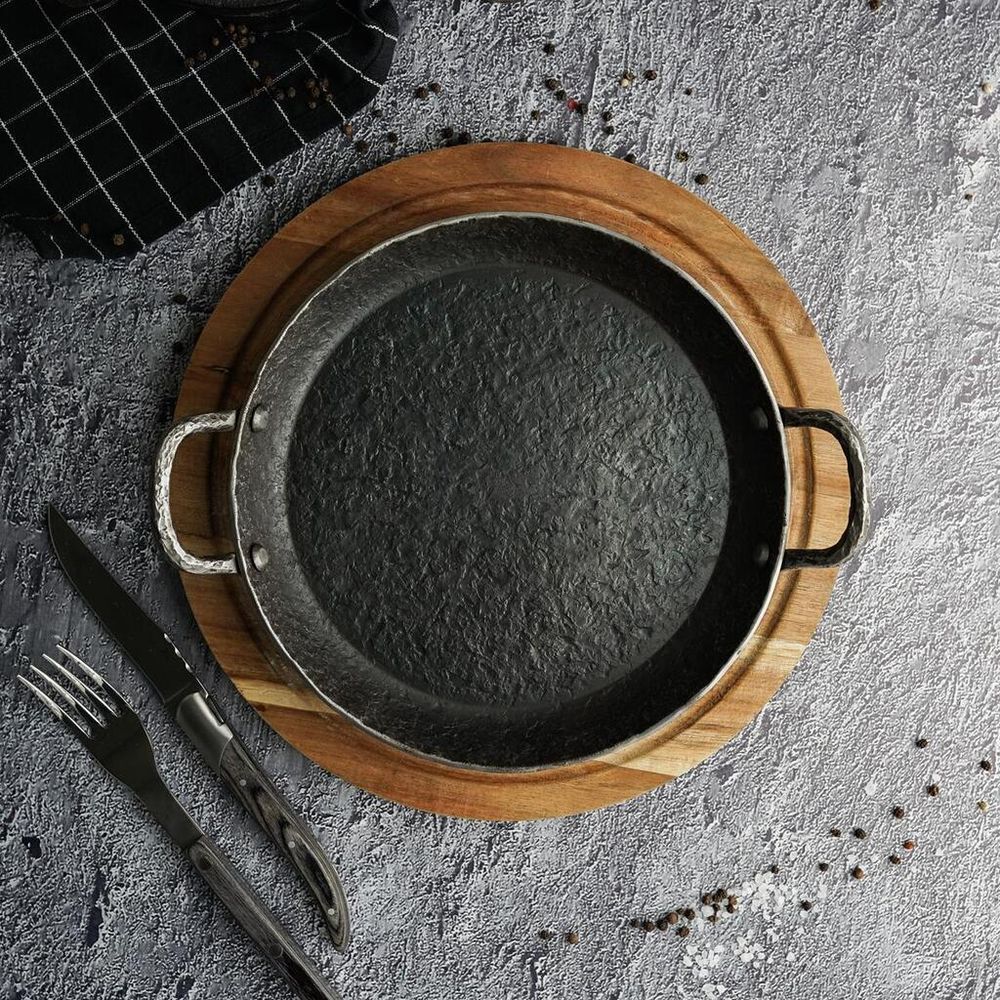 Сковорода для подачи 20 см h2,6 см круглая 2 ручки " " углерод. сталь ИНДУКЦИЯ P.L.