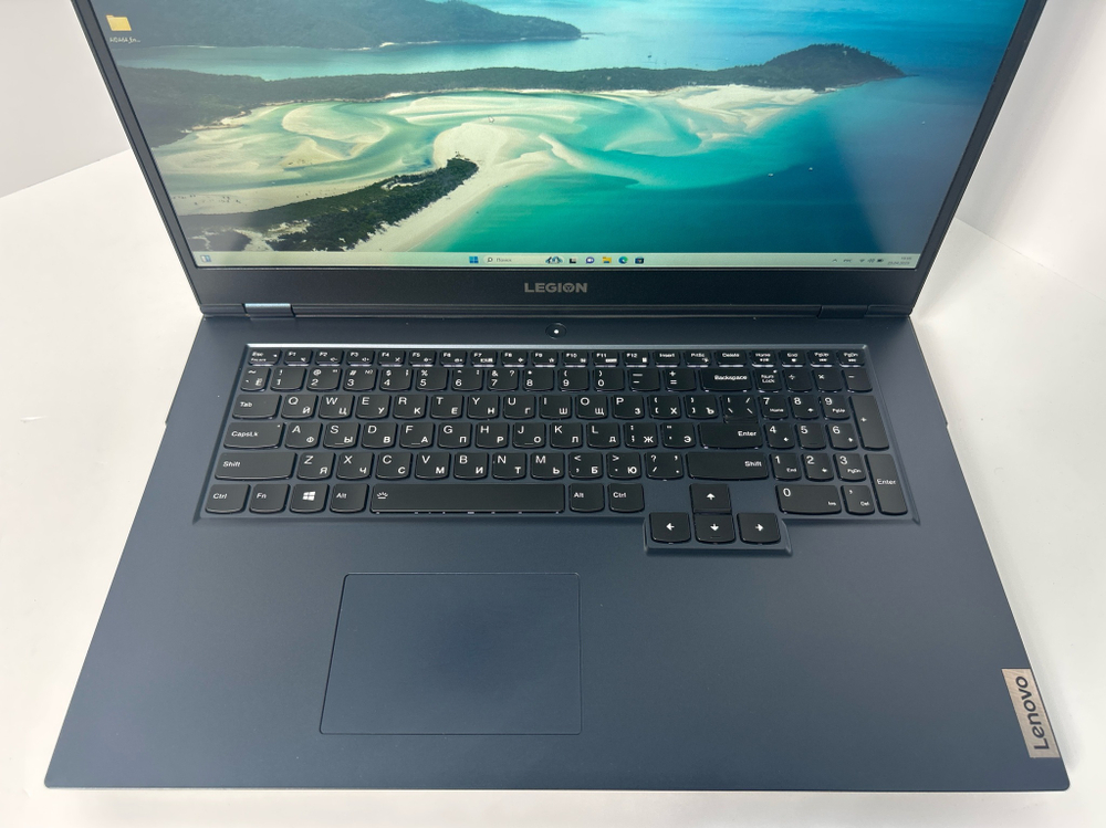 Ноутбук игровой Lenovo Legion 5 17ACH6H (82JY000DRU) 17.3"/AMD Ryzen 7 5800H/RAM 16GB/SSD 512GB/GeForce RTX 3070 8GB/1920*1080/IPS 144 Hz/Windows 10/Подсветка кл-ры: LED/черный. Состояние: Уценка/царапины на матрице
