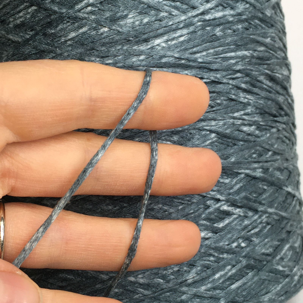SPRUZZO - Filatura a pettine SPA; 65% хлопок, 35% п/а; 330м/100гр; col. 1358; S706