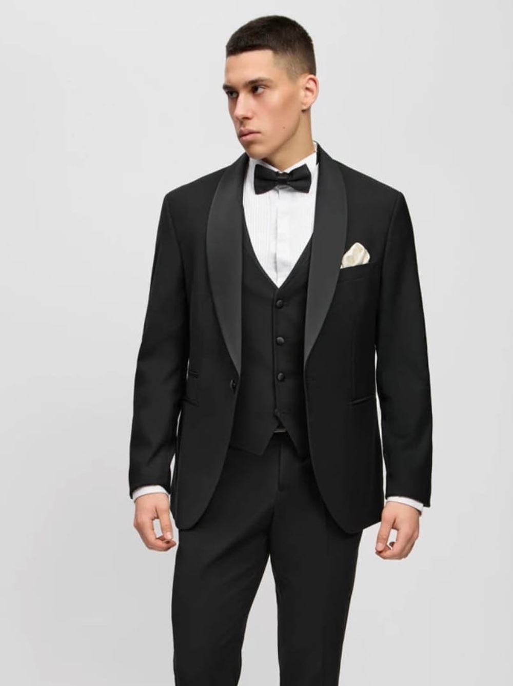 Мужской смокинг (черный) Б65
