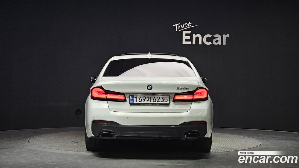 BMW 5 Series (G30) 530e M Sports (05.2021)