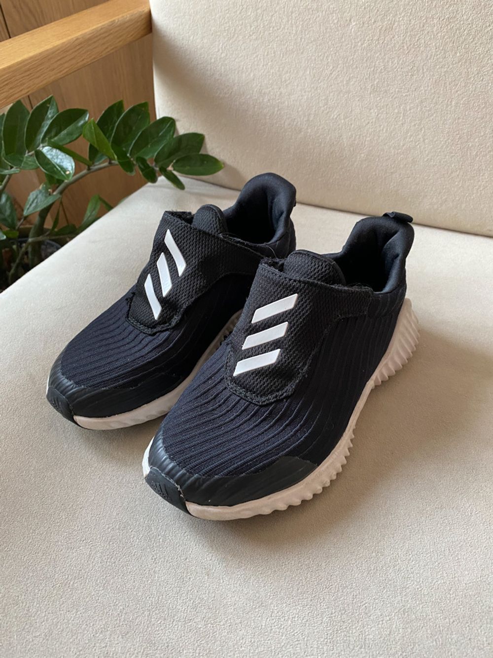 Adidas 28 5