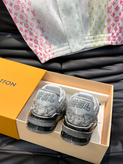 Louis Vuitton Trainer Sneaker