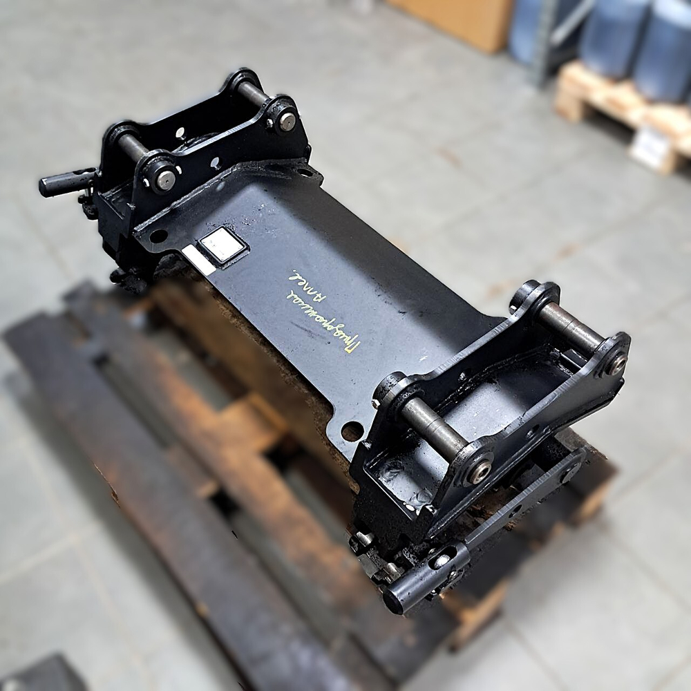 Быстросъём переднего ковша