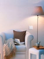 Рамка 2-я вертикальная Profitec Corsa бежевая E13 0223 024