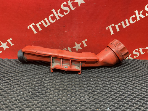 Горловина маслозаливная 2018г