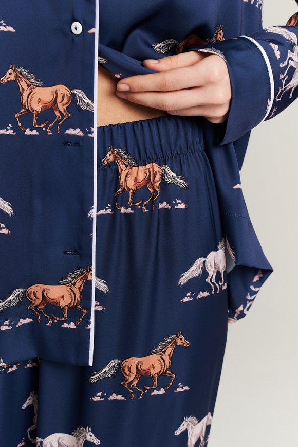 Шелковая пижама с лошадьми - L размер