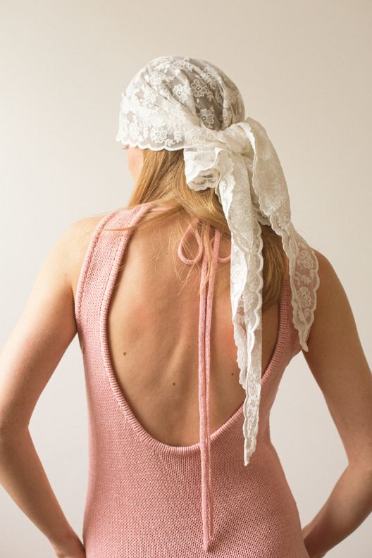 Косынка "Есть целомудренные чары" / Paki Paki