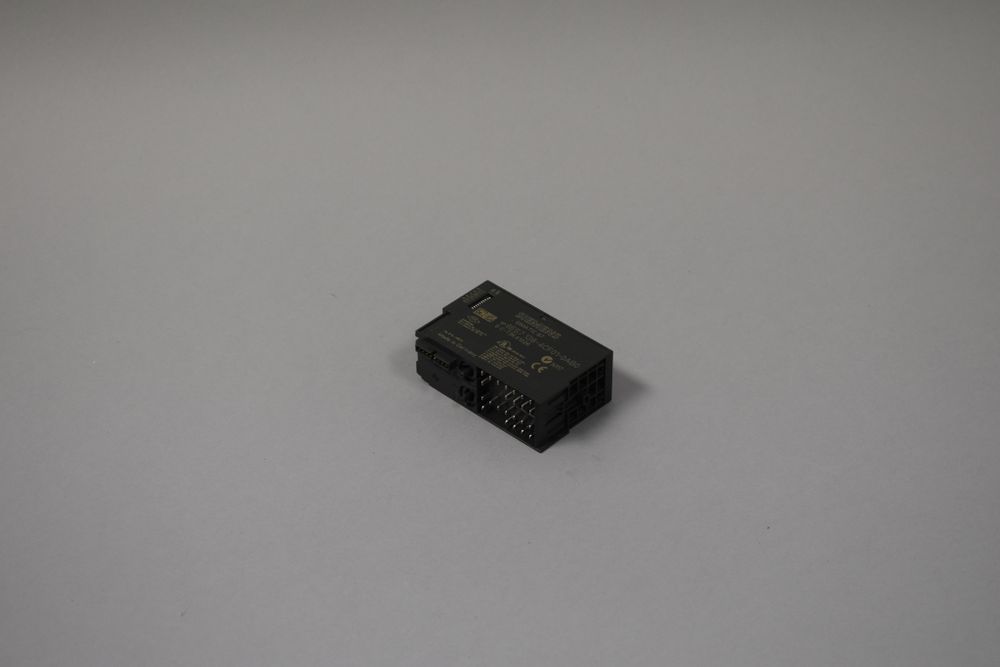 SIEMENS 6ES7138-4CF01-0AB0
