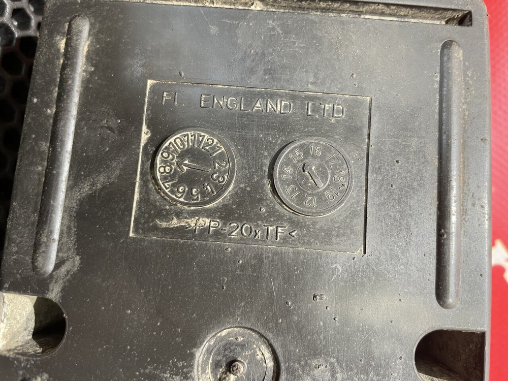 Фонарь задний левый