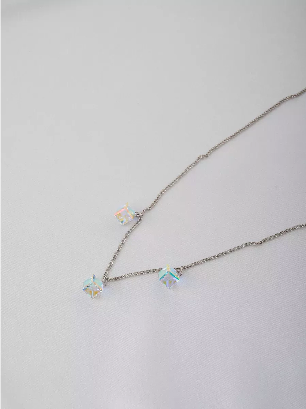 Колье Миражи с кристаллами-хамелеонами Swarovski