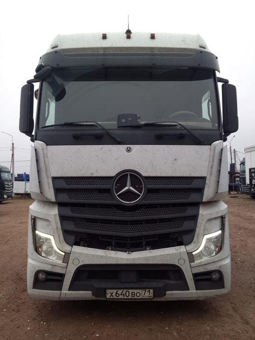Mercedes-Benz ACTROS 4x2 Седельный тягач 1845 LS (Дизельный, 12,8 л, 449 л.с., АТ)