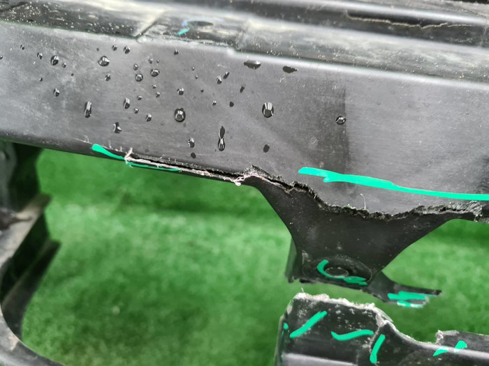 Телевизор Lixiang L9 (2022-н.в.)