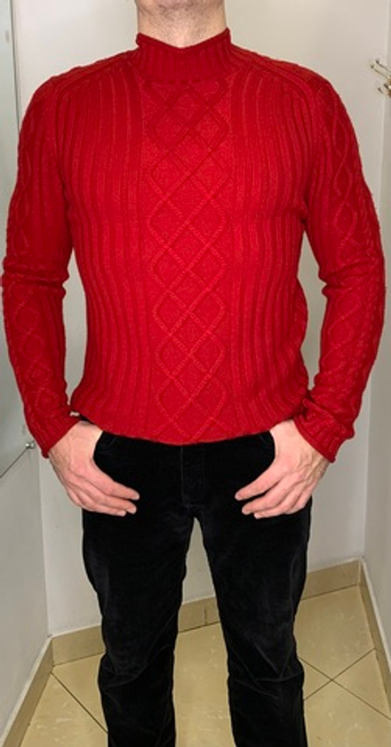 Мужской красный джемпер