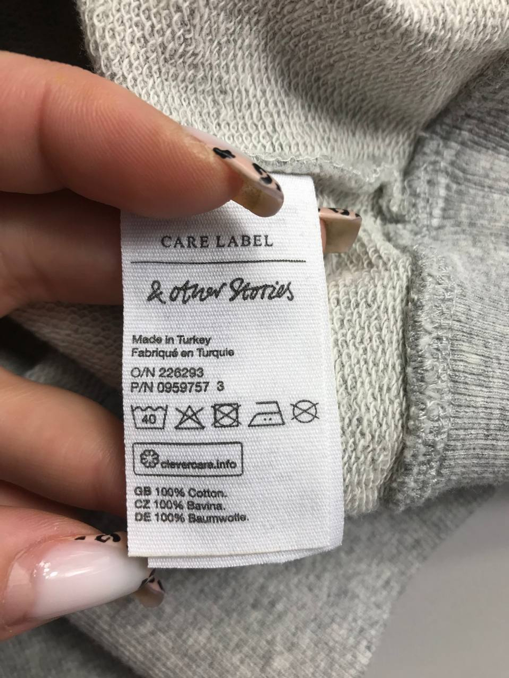 Толстовка Care Label практичная, маркировка М, визуально на 46 размер