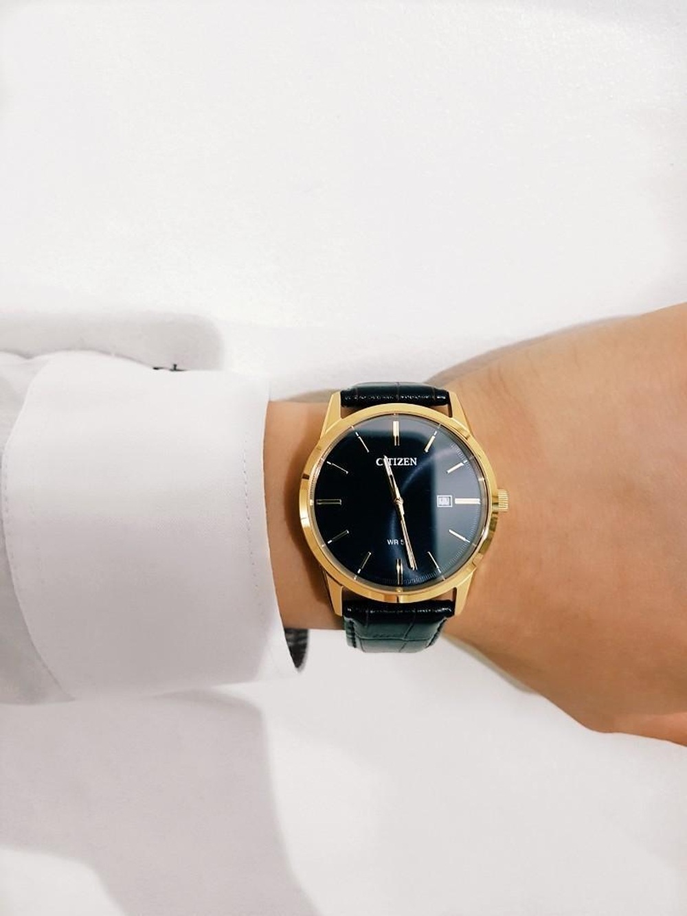 Мужские японские наручные часы Citizen BI5002-06E