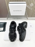 Кроссовки Givenchy