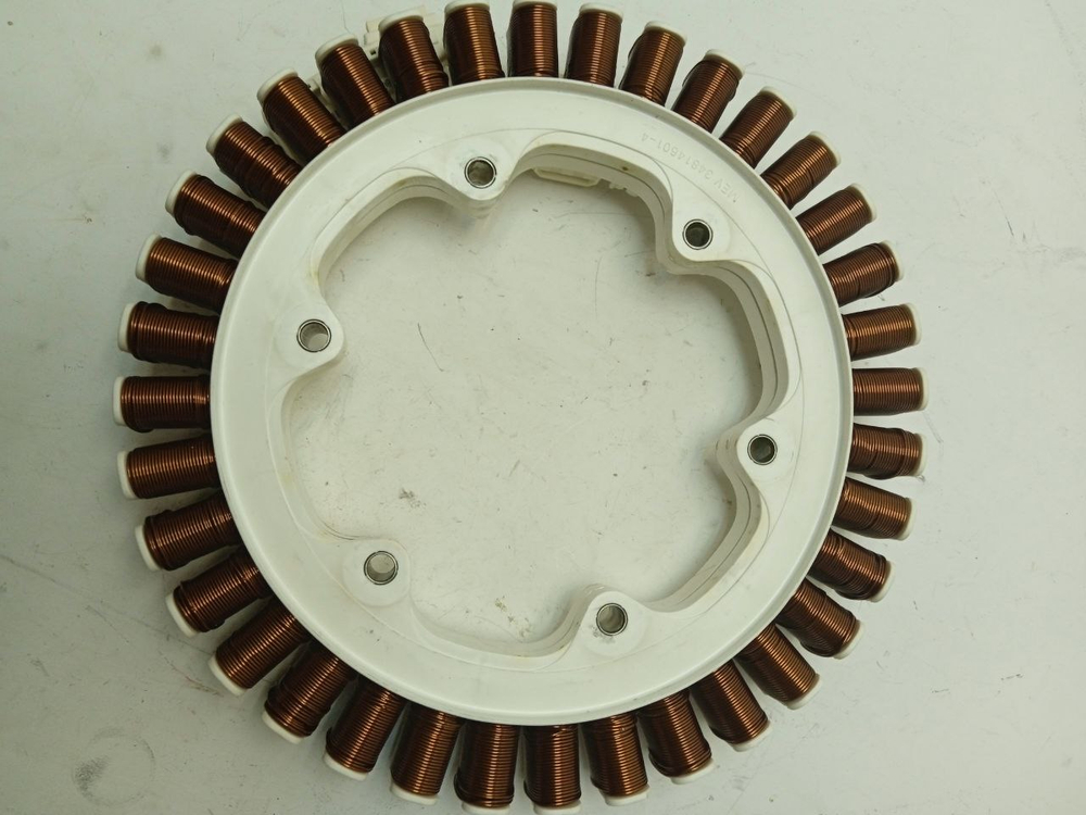 M1092QD1 кт10 Статор двигателя стиральной машины LG 4417EA1002W б/у