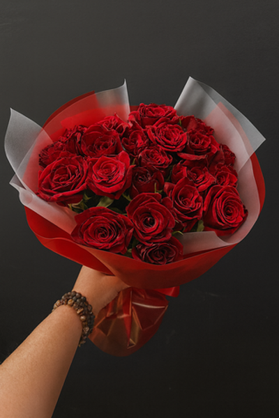 Букет из роз Блэк Мэджик 21шт