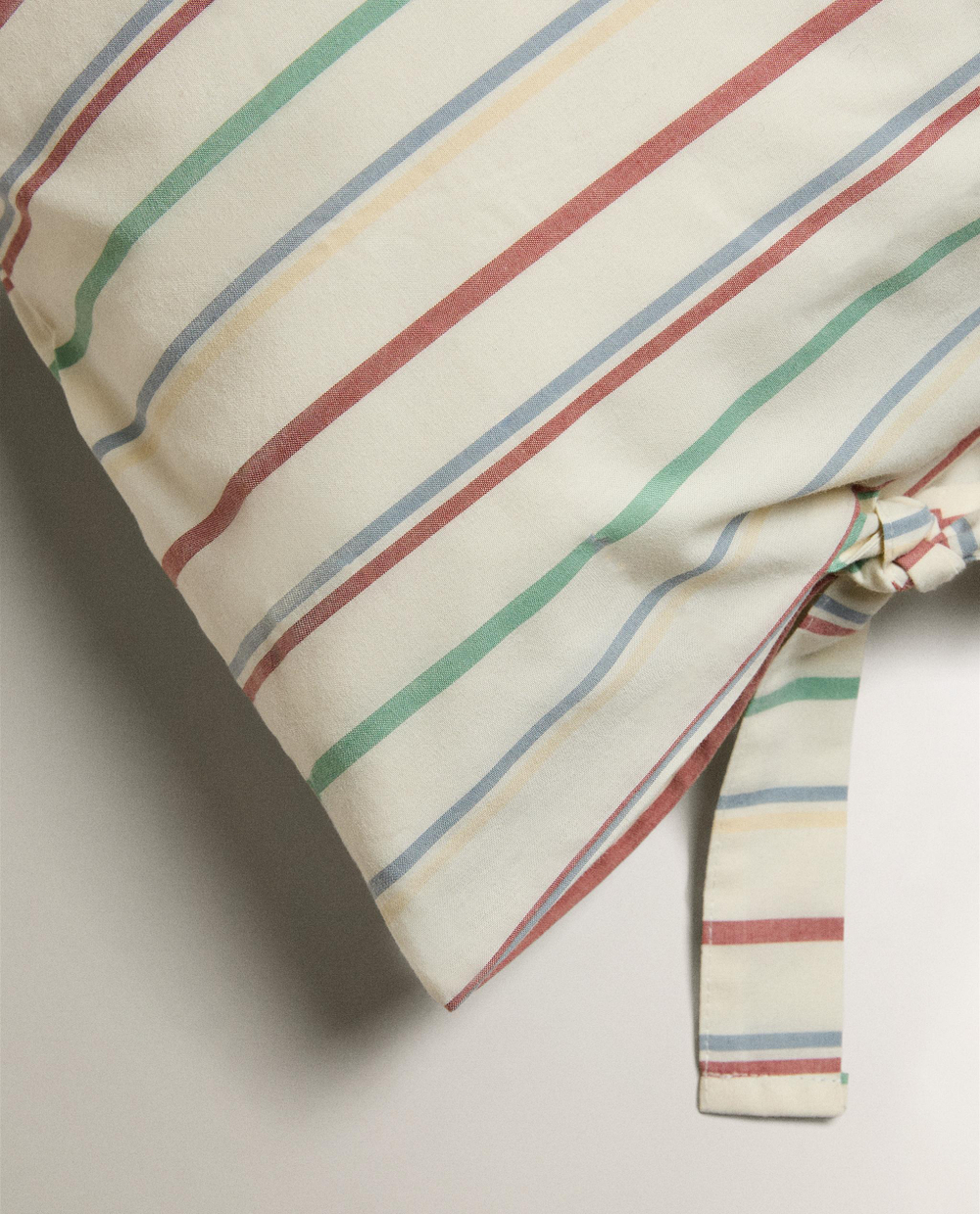 Наволочка Zara Home, хлопок 100%, в полоску, 2613/091