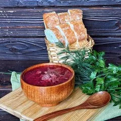 Борщ готовый замороженный для микроволновки — сытный домашний обед на двоих.