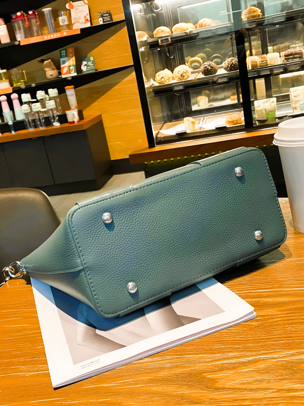 женская сумка на плечо из натуральной кожи