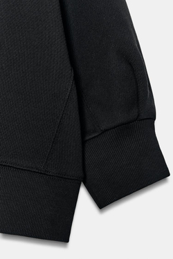 ZARA ОБЪЕМНАЯ УКОРОЧЕННАЯ ТОЛСТОВКА, ЧЕРНЫЙ