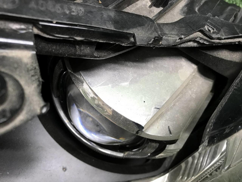Битая Фара левая VW Passat B8 (2014-2020) LED