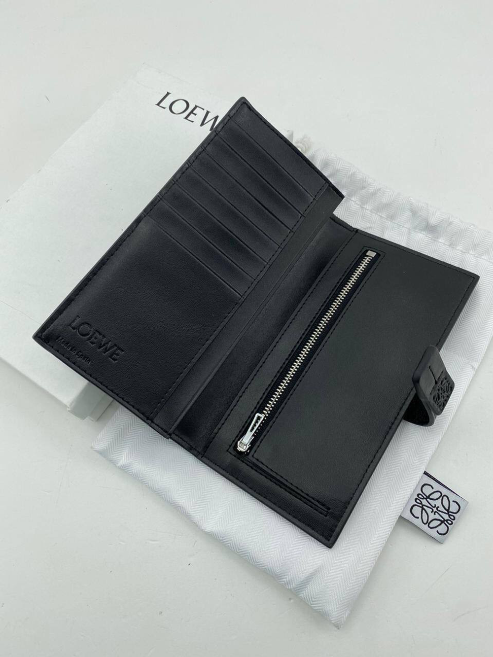 Кошелёк Loewe