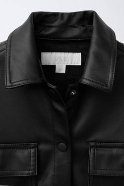 ZARA КУРТКА-РУБАШКА ИЗ ИСКУССТВЕННОЙ КОЖИ С КАРМАНАМИ, ЧЕРНЫЙ