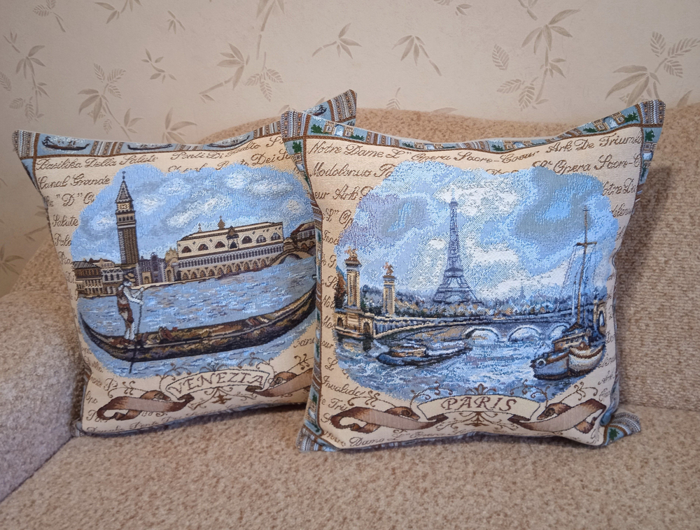 Декоративный гобеленовый чехол для интерьерной подушки Париж 47х47