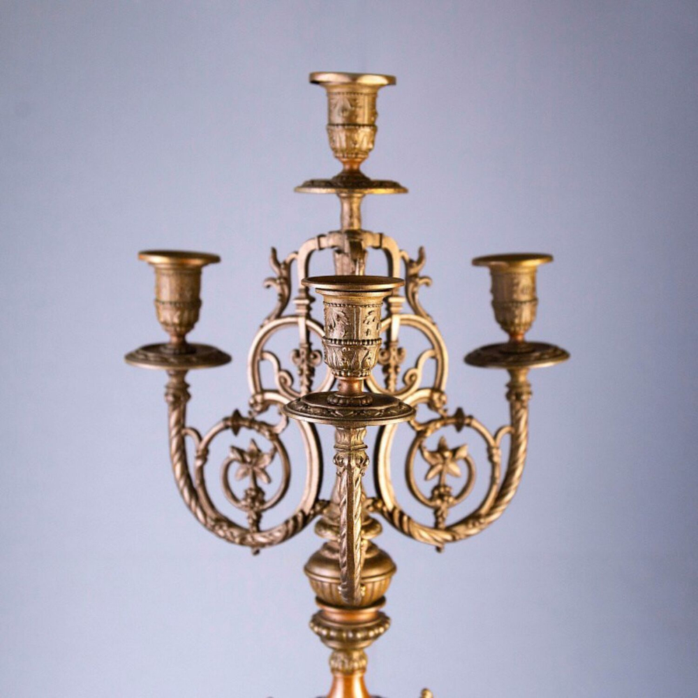 Пара антикварных канделябров