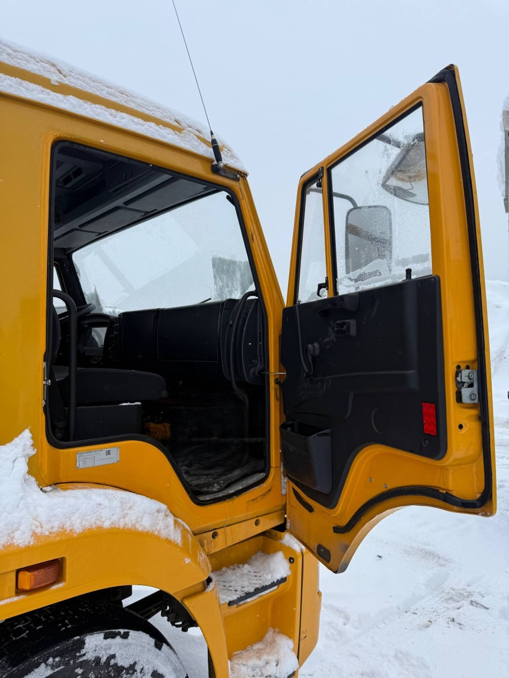 КамАЗ 65116 6x4 Седельный тягач 65116-7010-48(A5) (Дизельный, 6,7 л, 292 л.с., МТ)