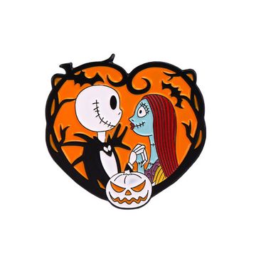 Значок металлический на одежду/Пин. Zombie Love