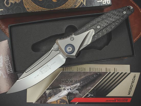 Складной нож Microtech Socom Bravo S/E Standard Carbon Titanium 260-7-CFTI c клинком из стали Böhler M390 Microclean®, рукоять титан / карбон