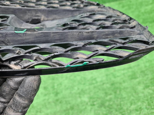 Решетка перед. бампера Mercedes S W222 (17-20) AMG