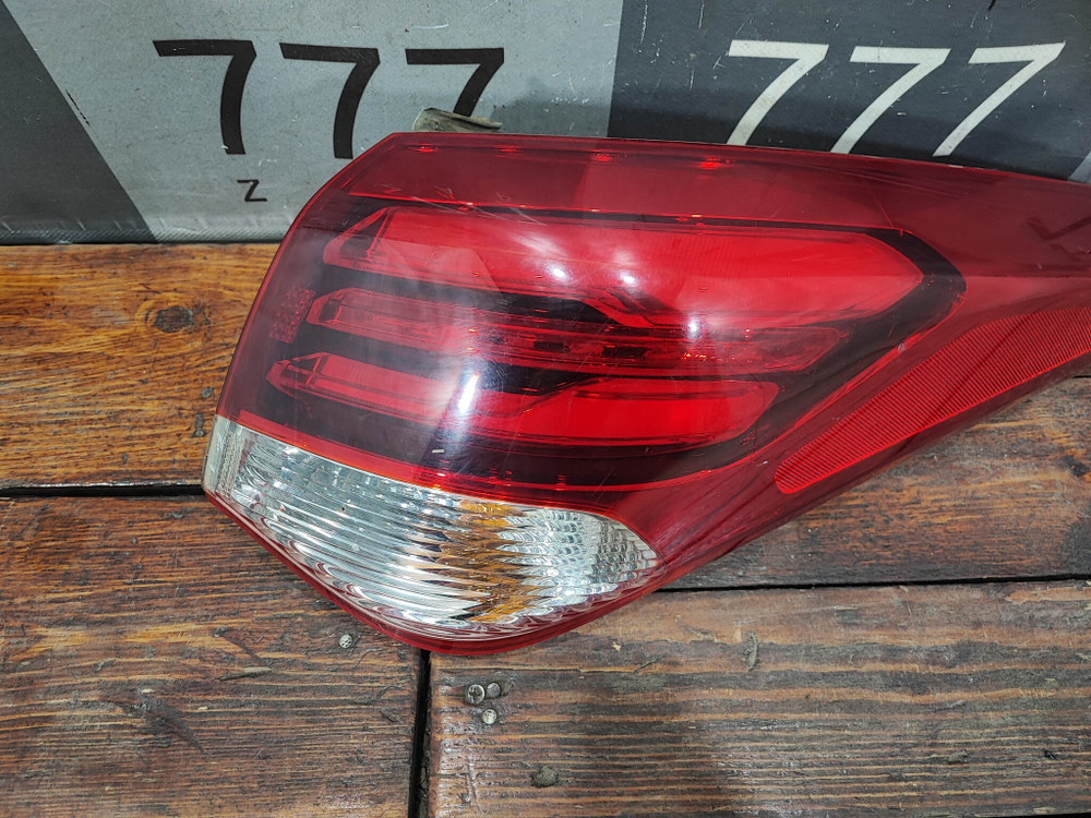 Фонарь задний правый Hyundai i40 (VF) 15-19 Б/У Оригинал 924023Z600