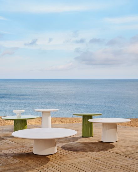 Журнальный столик Albanella из цемента с глянцевой зеленой отделкой Ø85 см