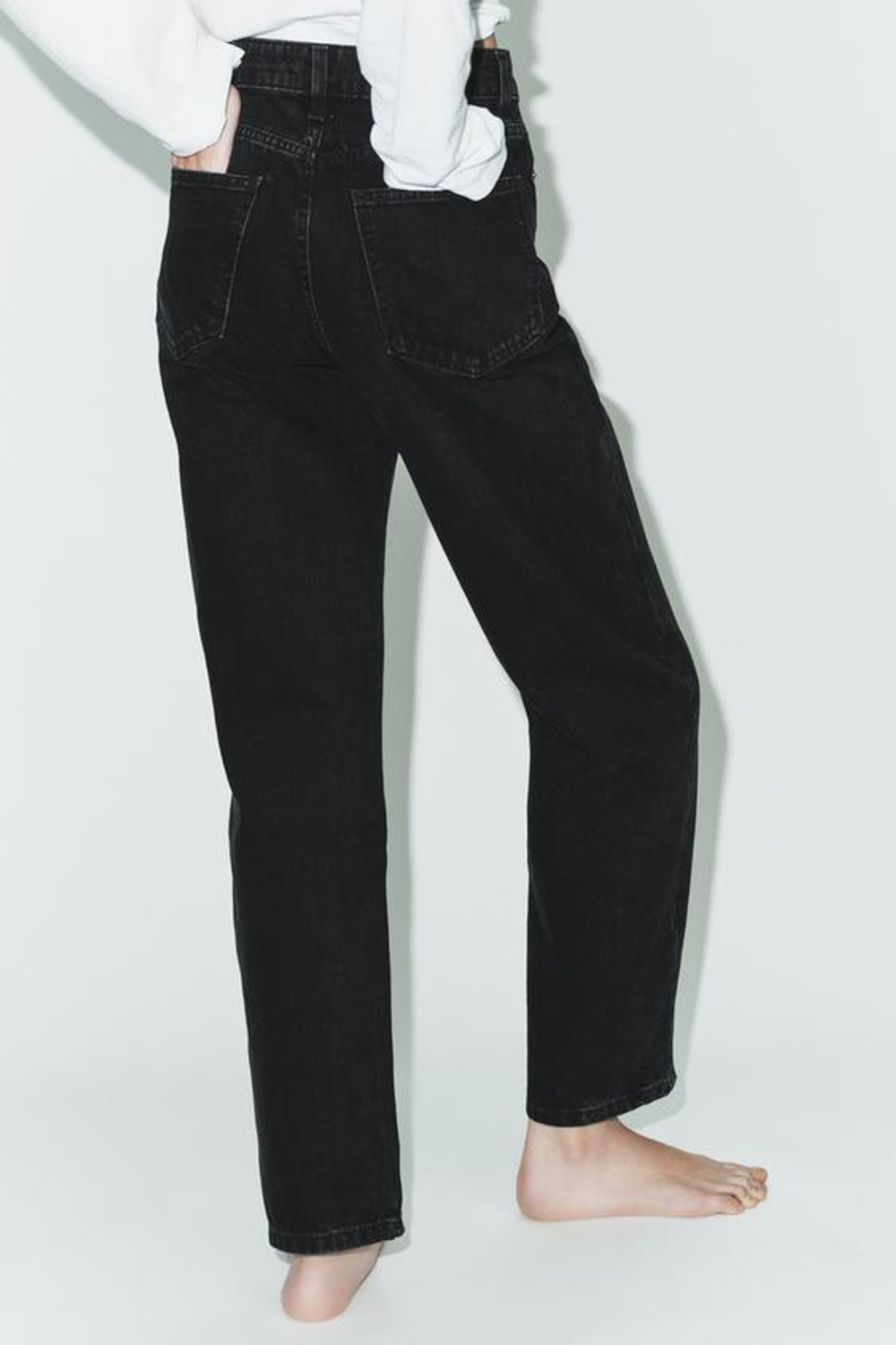 ZARA ДЖИНСЫ TRF MOM FIT С ВЫСОКОЙ ПОСАДКОЙ, ЧЕРНЫЙ