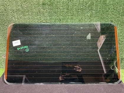 Стекло крышки багажника Mercedes G W463 (08-18)