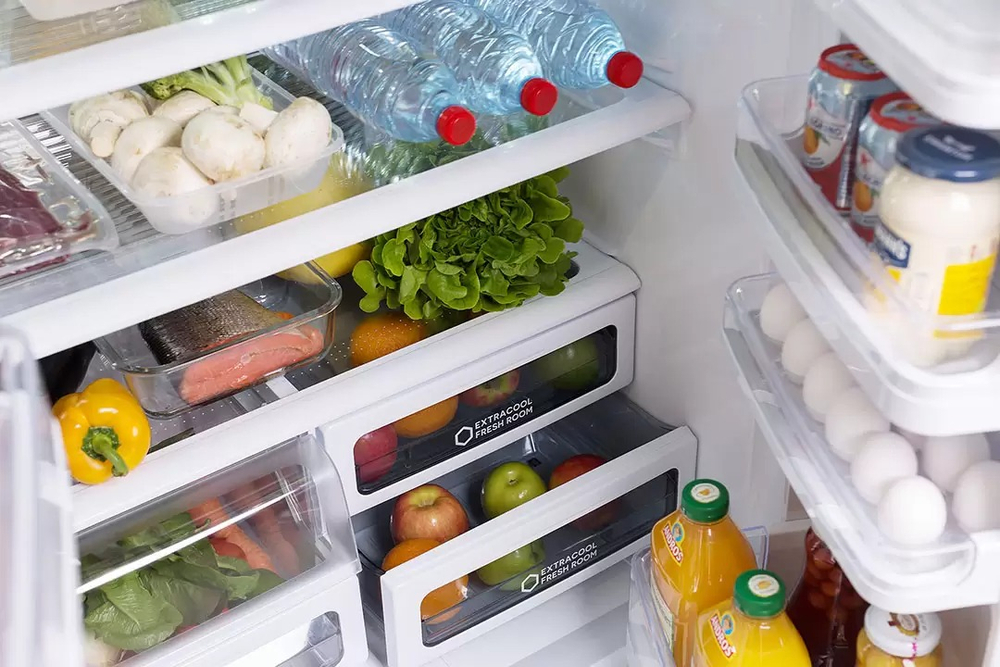 Холодильник Sharp  SJ-EX98F-SL 4-х дверный холодильник с инверторным компрессором J-Tech Inverter и внушительным общим полезным объемом 605л.