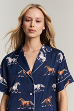 Костюм тройка с лошадьми - S размер