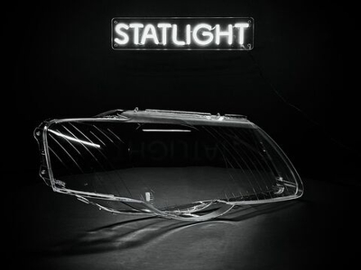 Правое стекло фары Volkswagen Passat B6 2005-2010