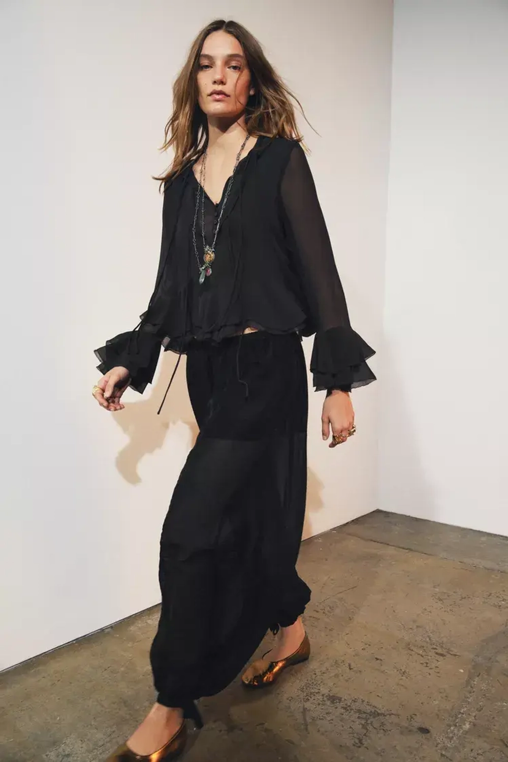 ZARA РУБАШКА С ВОЛАНАМИ — ZW COLLECTION, ТЕМНО-СЕРЫЙ