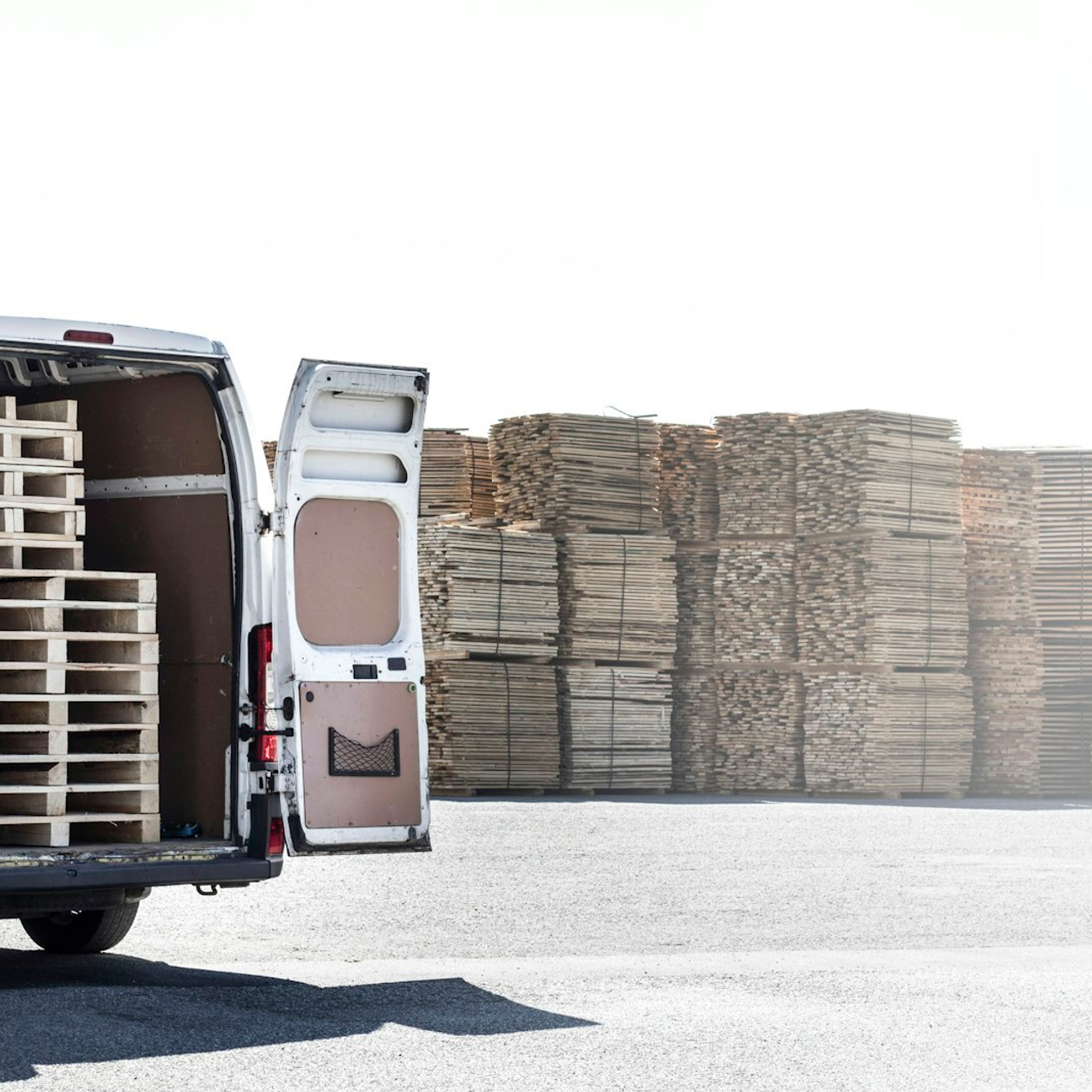 Доверьте перевозку грузов профессионалам!