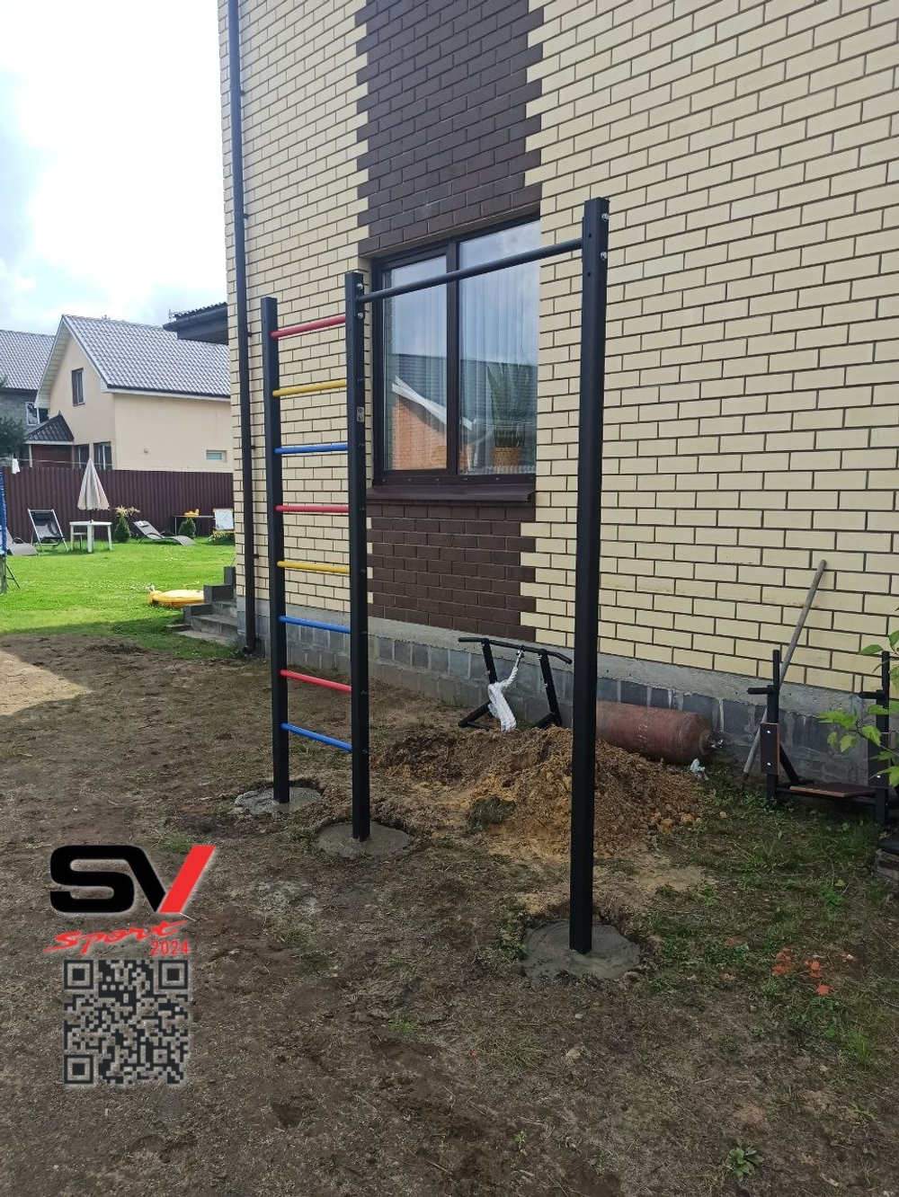 Монтаж уличной шведской стенки Sv Sport (3 вертикальных столба)