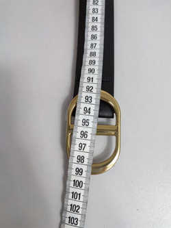 Ремень черный симпатичный, новый